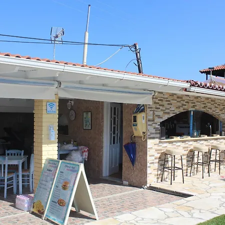 아파트 Elleana South Corfu